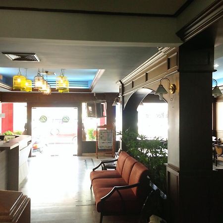 Hotel Rattana Mansion Phuket Exterior foto
