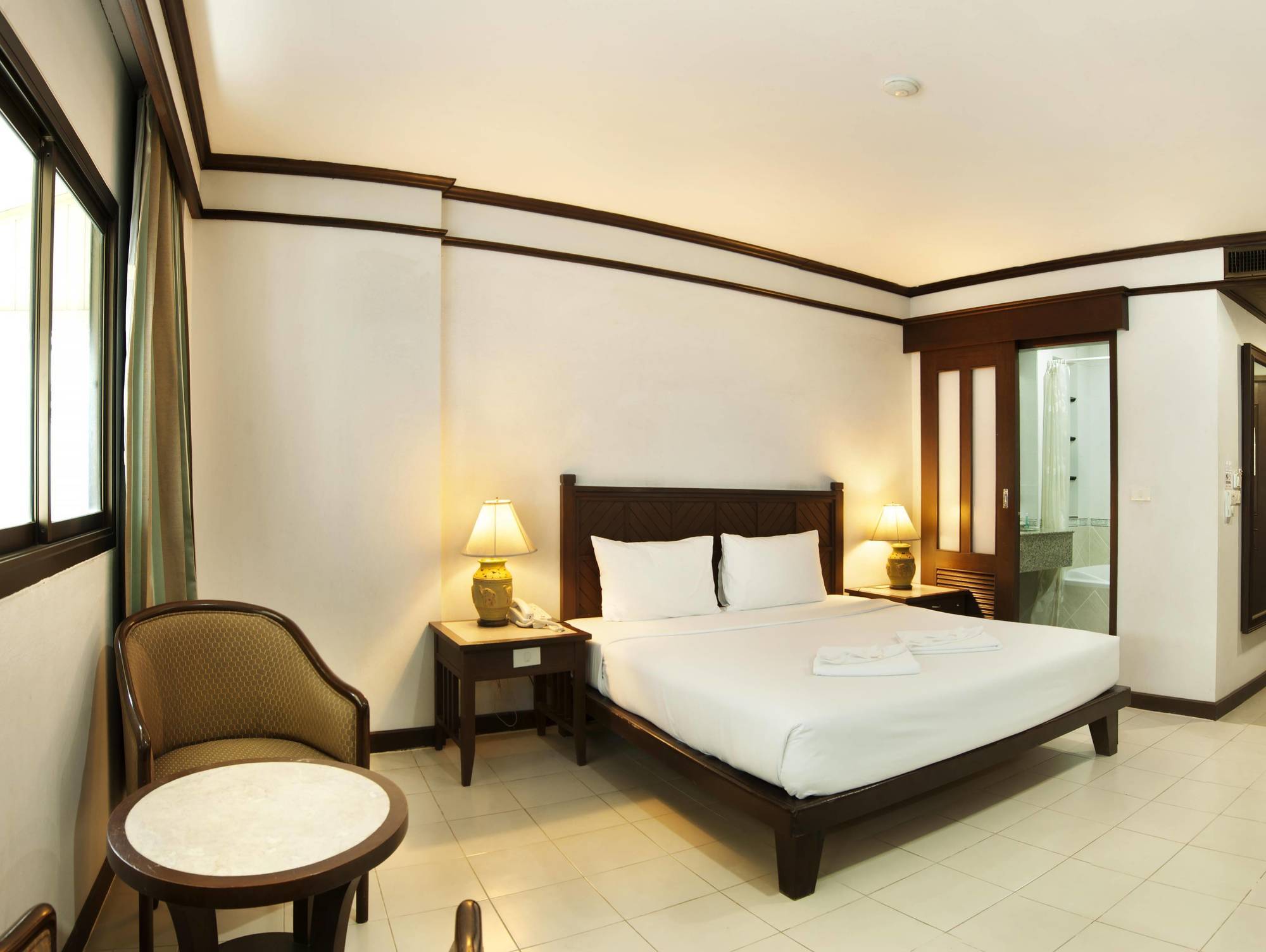 Hotel Rattana Mansion Phuket Exterior foto